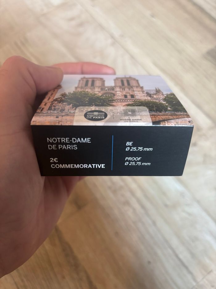 Pièce 2€ commémorative Notre-Dame de Paris 2025 – BE– Tirage limité - photo numéro 3