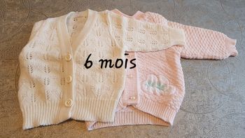 2 gilets 6 mois