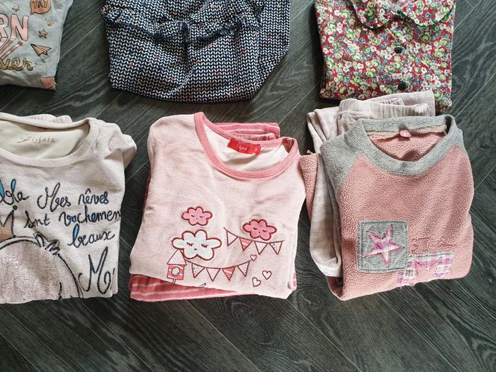 Lot de 15 vêtements fille 8 ans - photo numéro 7
