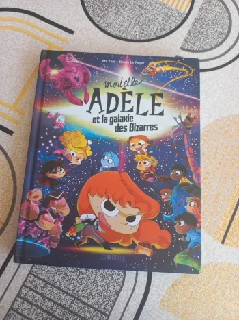 Livres Mortelle Adèle et la galaxie des bizarres