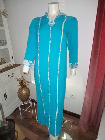 Djellaba taille XS/S bleu turquoise excellent état