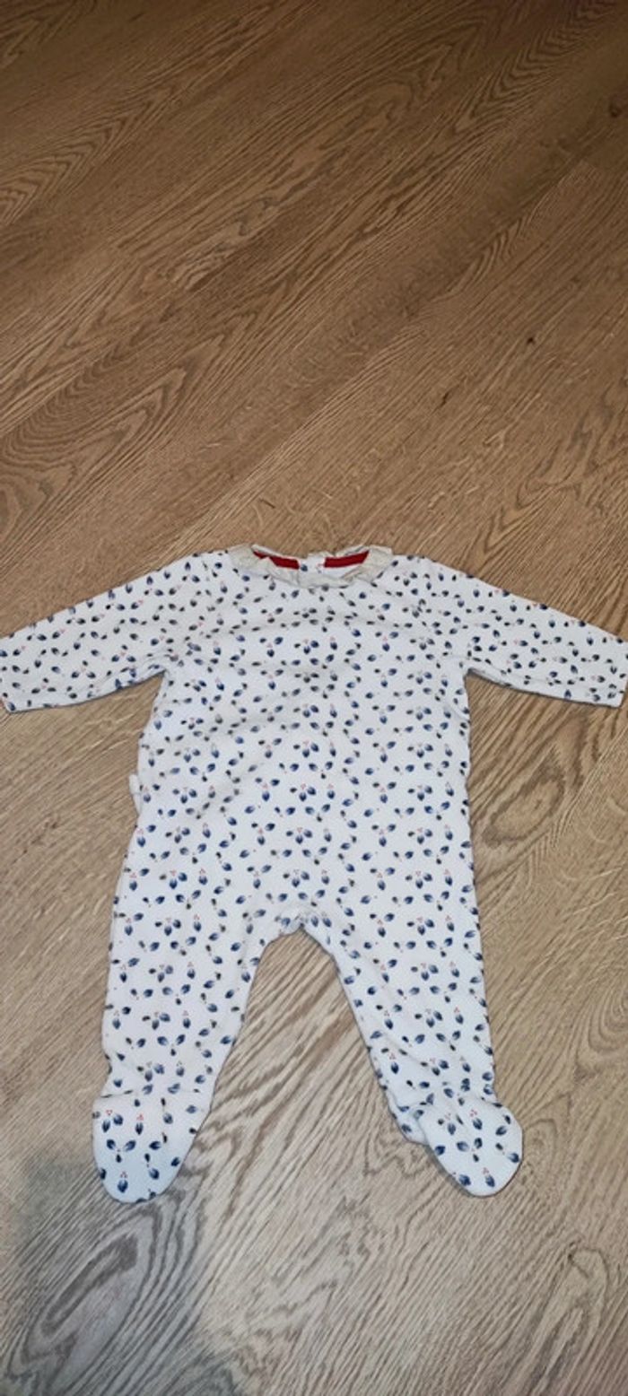 Lot 6 pyjamas en très bon état taille 3 mois - photo numéro 5