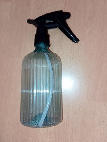 Spray neuf