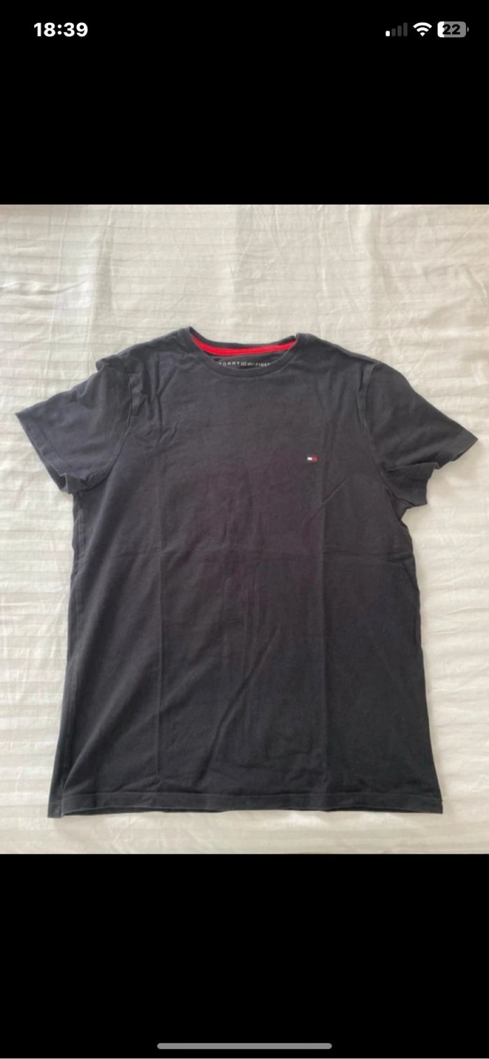 Tee-shirts Tommy Hilfiger