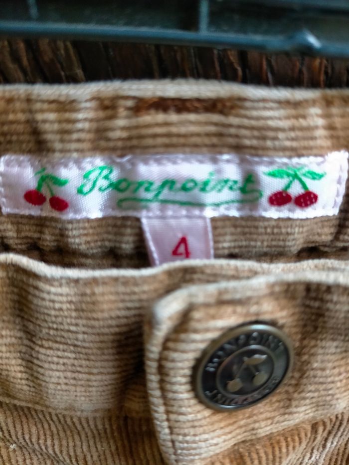 Très jolie short Bonpoint 4 ans - photo numéro 2