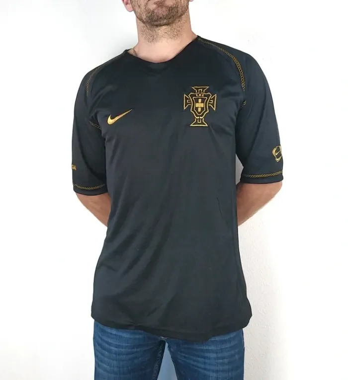 Maillot footbal Portugal Noir & Or – Style Premium - photo numéro 2
