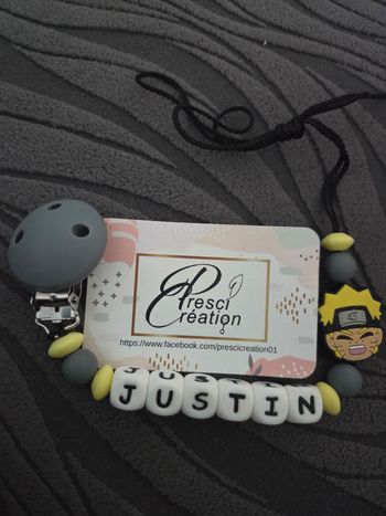 Attache tétine silicone naruto