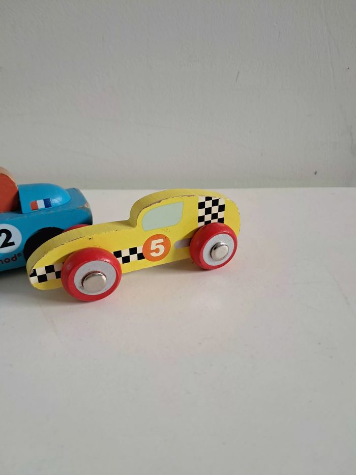 Lot petites voitures bois Janod - photo numéro 4