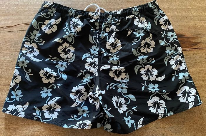 Short  maillot de bains - photo numéro 2