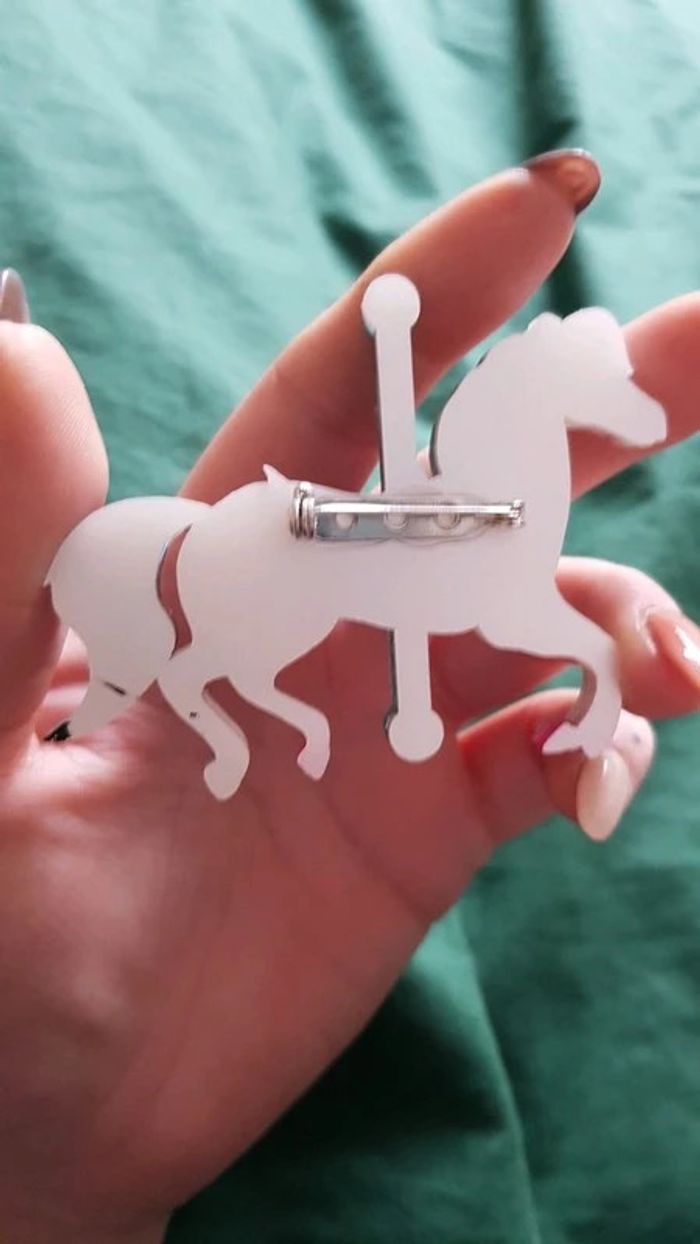 broche manege cheval - photo numéro 3