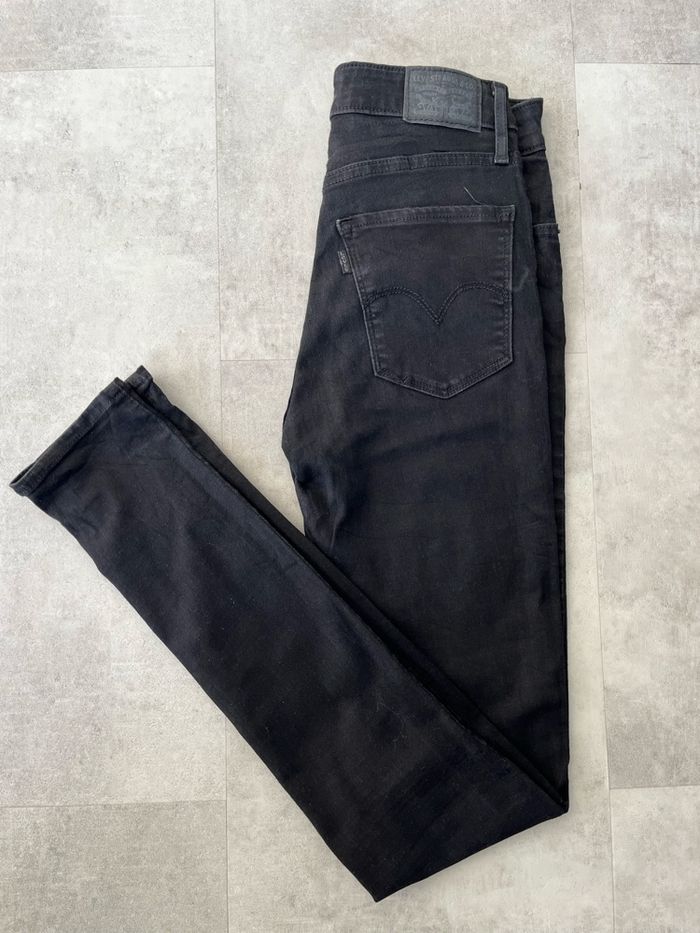 Jean Levi’s Femme - W27