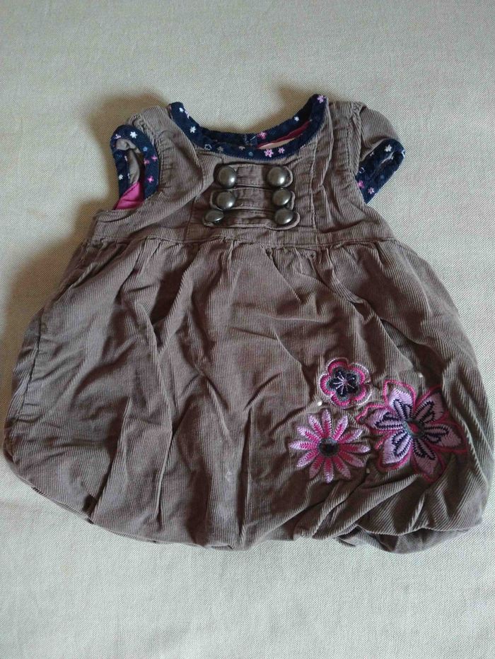 Robe Gémo taille 3 mois en très bon état