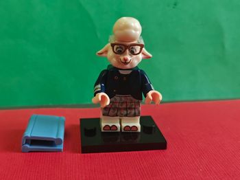 Down Bellwether Zootopie 2 + socle - Figurine Compatible Lego