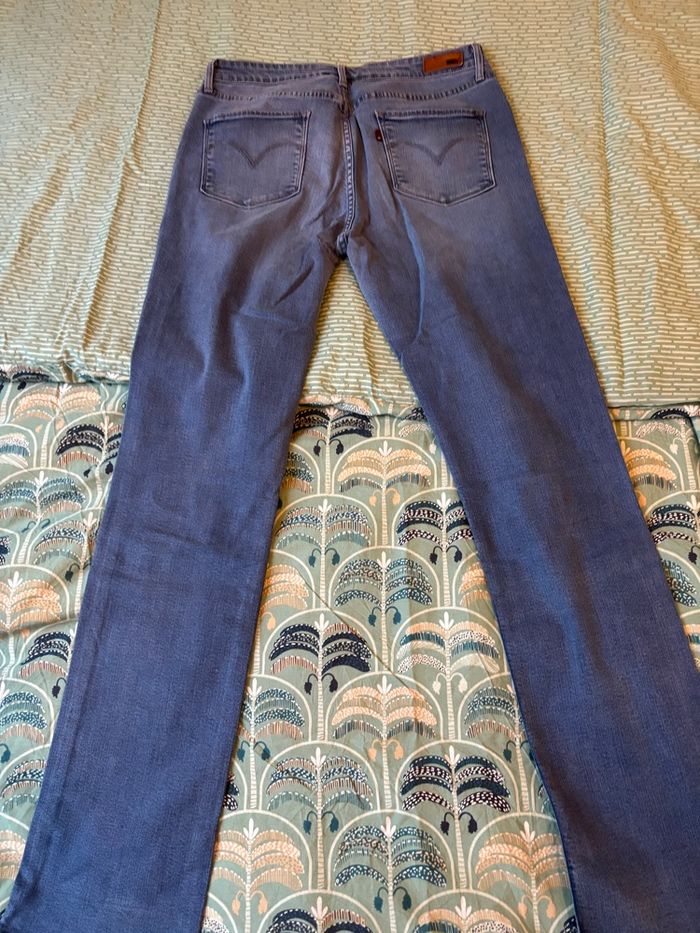 Jeans Lévis femme t42 - photo numéro 2