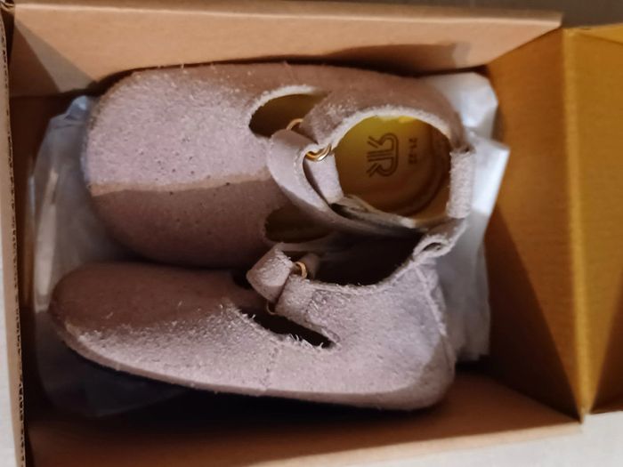 Chaussons/ chaussures souples en cuir - photo numéro 2