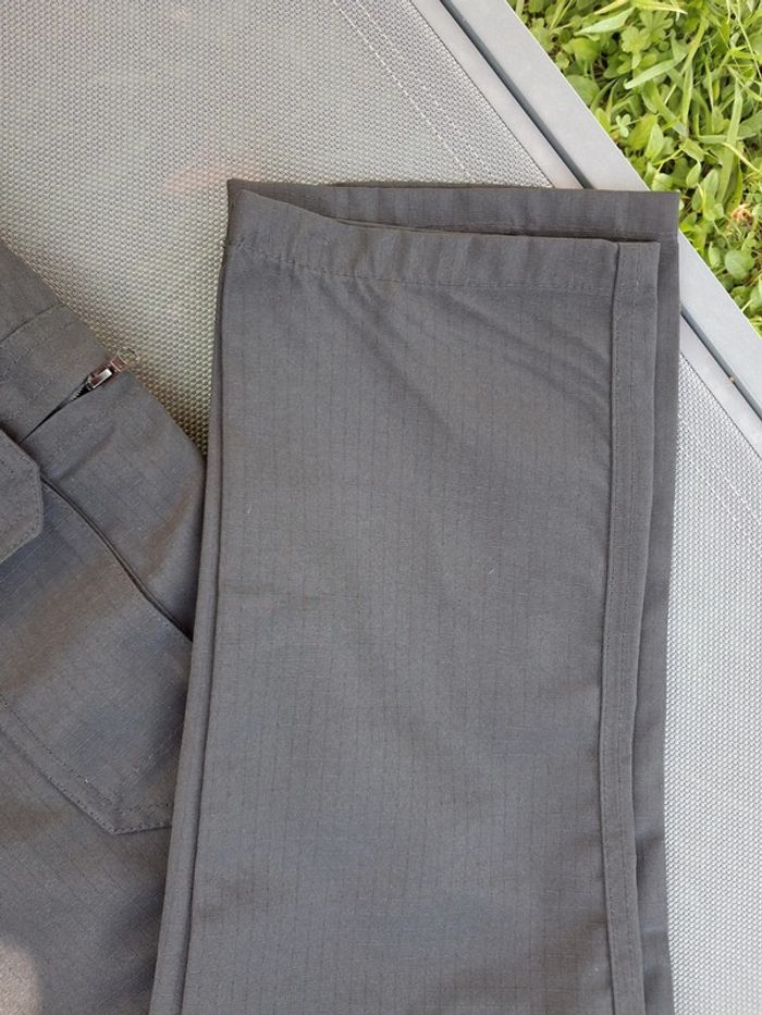 Pantalon mutlipoches noir taille 38 - photo numéro 3