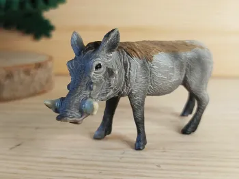 Figurine phacochère femelle Animal de la savane