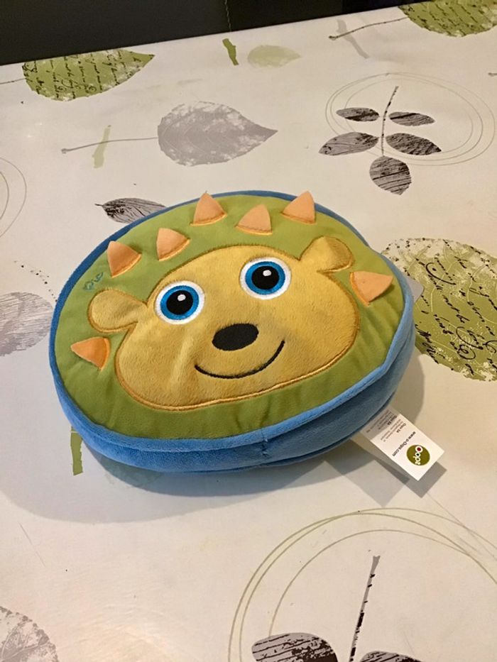 Hochet forme coussin bébé 25 cm Pics marque Oops