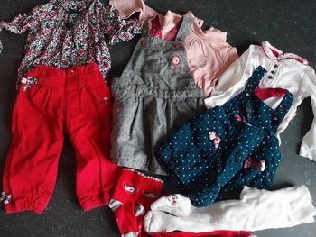 3 ensembles sergent major 9 mois  et 12mois