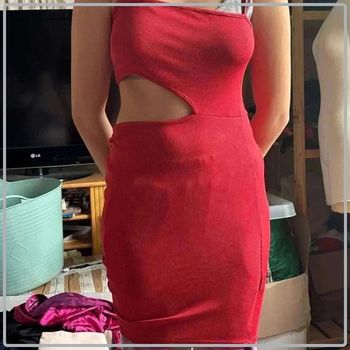 Magnifique  robe  taille 40  marque  Jennyfer