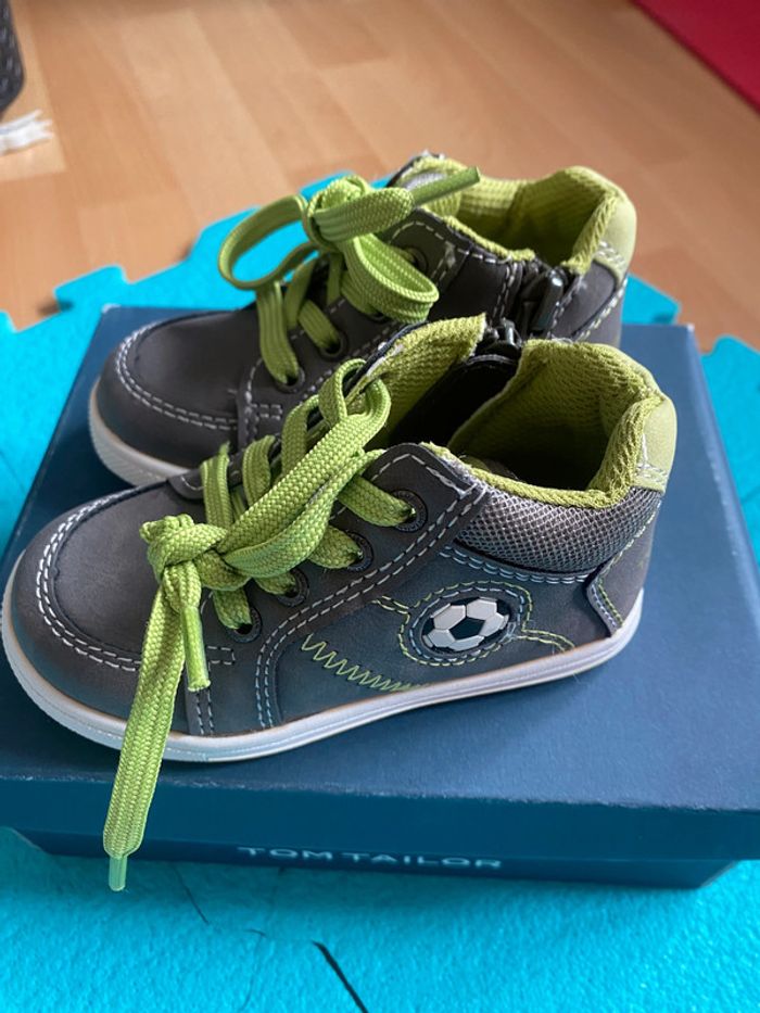 Chaussures Tom Tailor Taille 21 neuves - photo numéro 2