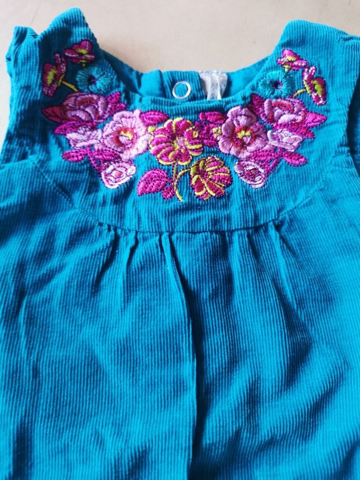 Robe bébé en velours bleu canard taille 9 mois orchestra en TBE - photo numéro 3