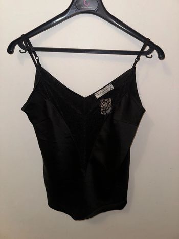 Top noir ajouré S/M neuf premium