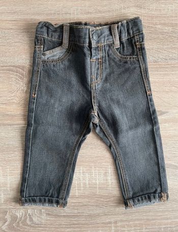Jean 9 mois neuf