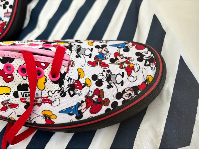 Vans custom Disney Mickey - Taille 42,5 - Neuves - Modèle unique ! - photo numéro 5