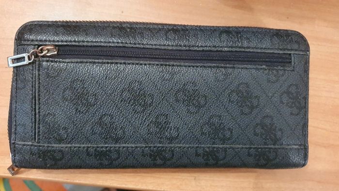 Grand portefeuille Guess - photo numéro 5
