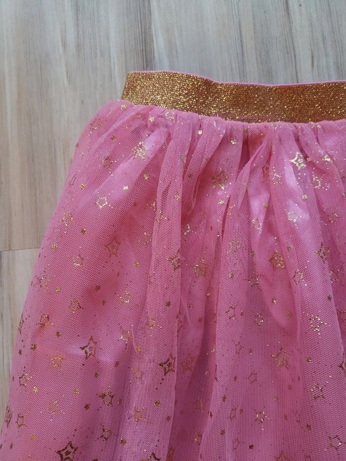 Jupe couleur rose taille 4 ans. - photo numéro 2