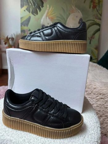 Baskets filette T32