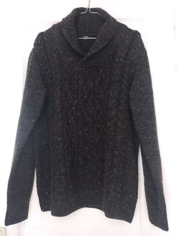 Pull torsadé petit col