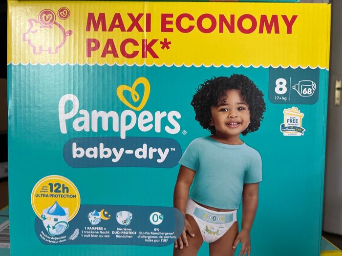 Pampers baby dry taille 8 - photo numéro 1