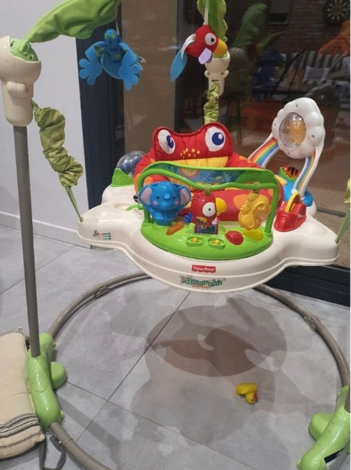 Jumperoo - photo numéro 2