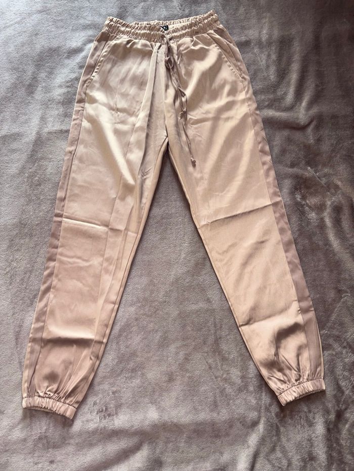 Pantalon beige femme Jean Louis François taille S couleur beige en très bon état. - photo numéro 4