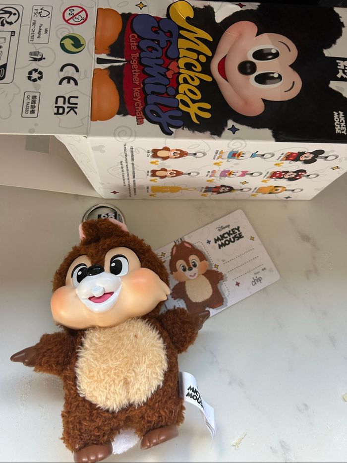 Peluche disney tic
