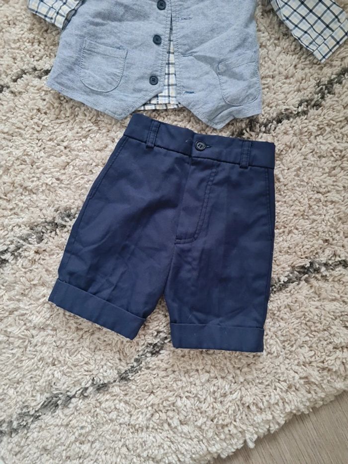 Ensemble cérémonie fête 12 mois excellent etat - photo numéro 2