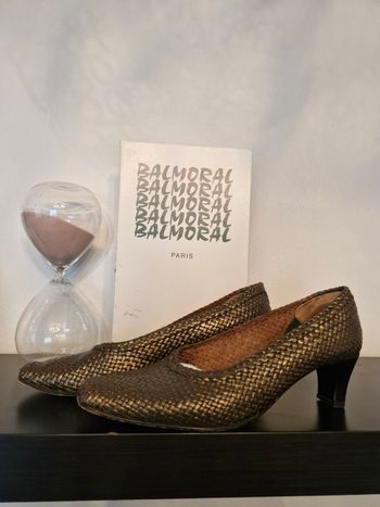 Escarpins tressés bronze