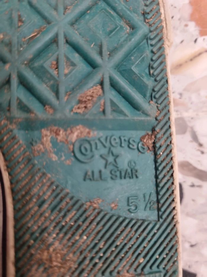 Converse violettes - photo numéro 5