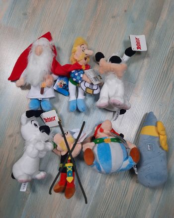 Lot peluche asterix 