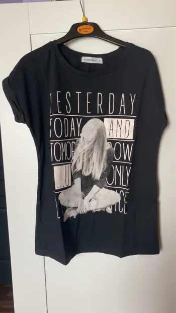 t-shirt noir