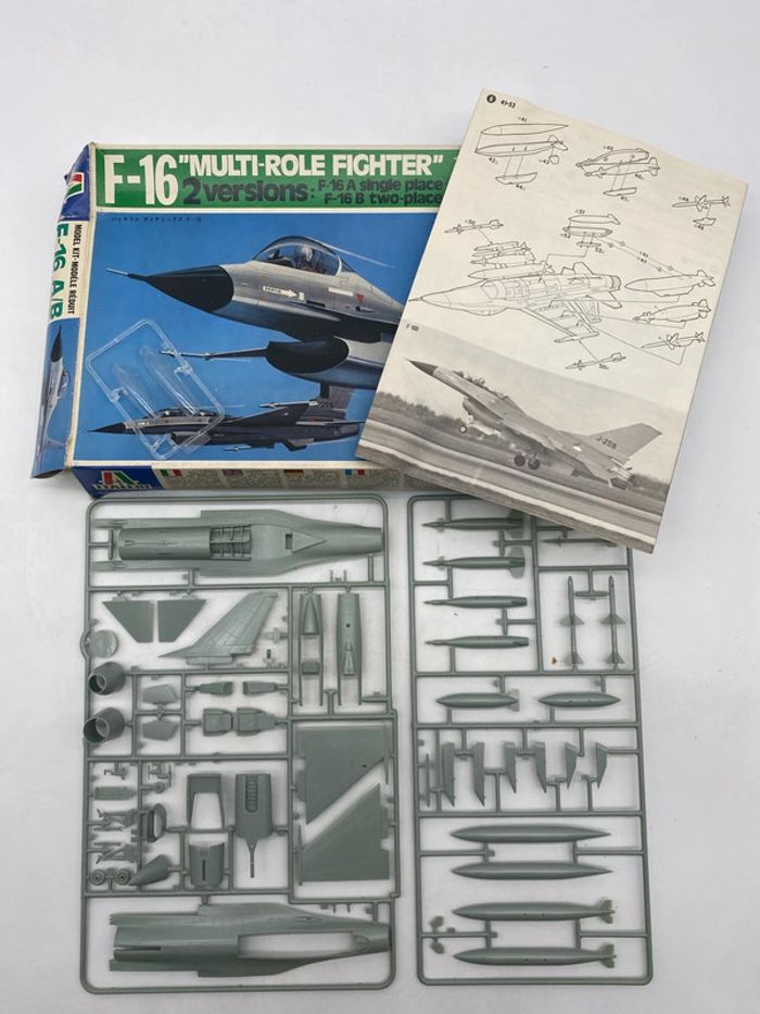 Maquette Italeri F-16 multi-role fighter - photo numéro 2