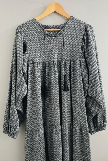 Abaya Robe longue manches longues noir/gris Taille 44