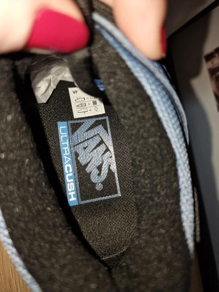 Basket VANS homme neuve 38 - photo numéro 11