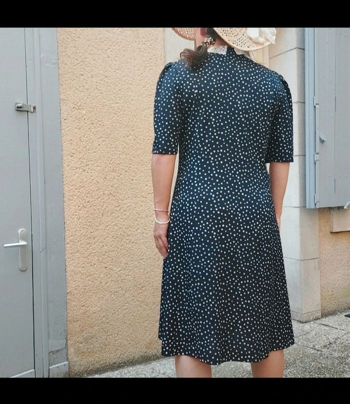 Robe Vintage pour taille 40 42 - photo numéro 3