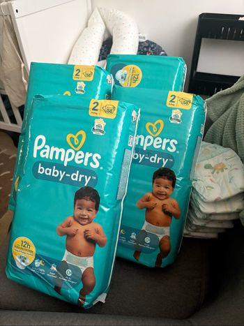 Couches Pampers