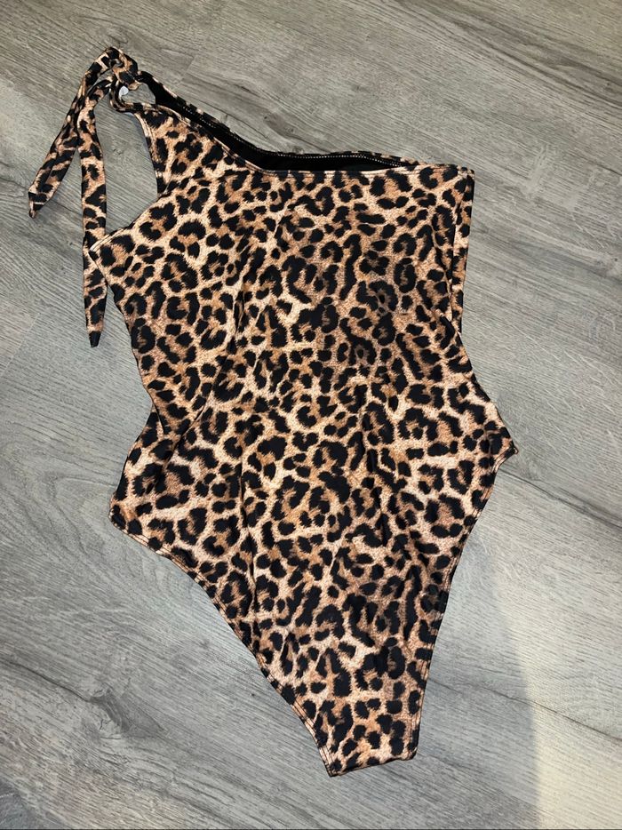 Maillot de bain 1 pièce léopard taille L - photo numéro 3
