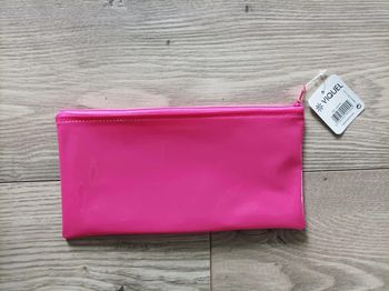 Jolie trousse d école rose neuve