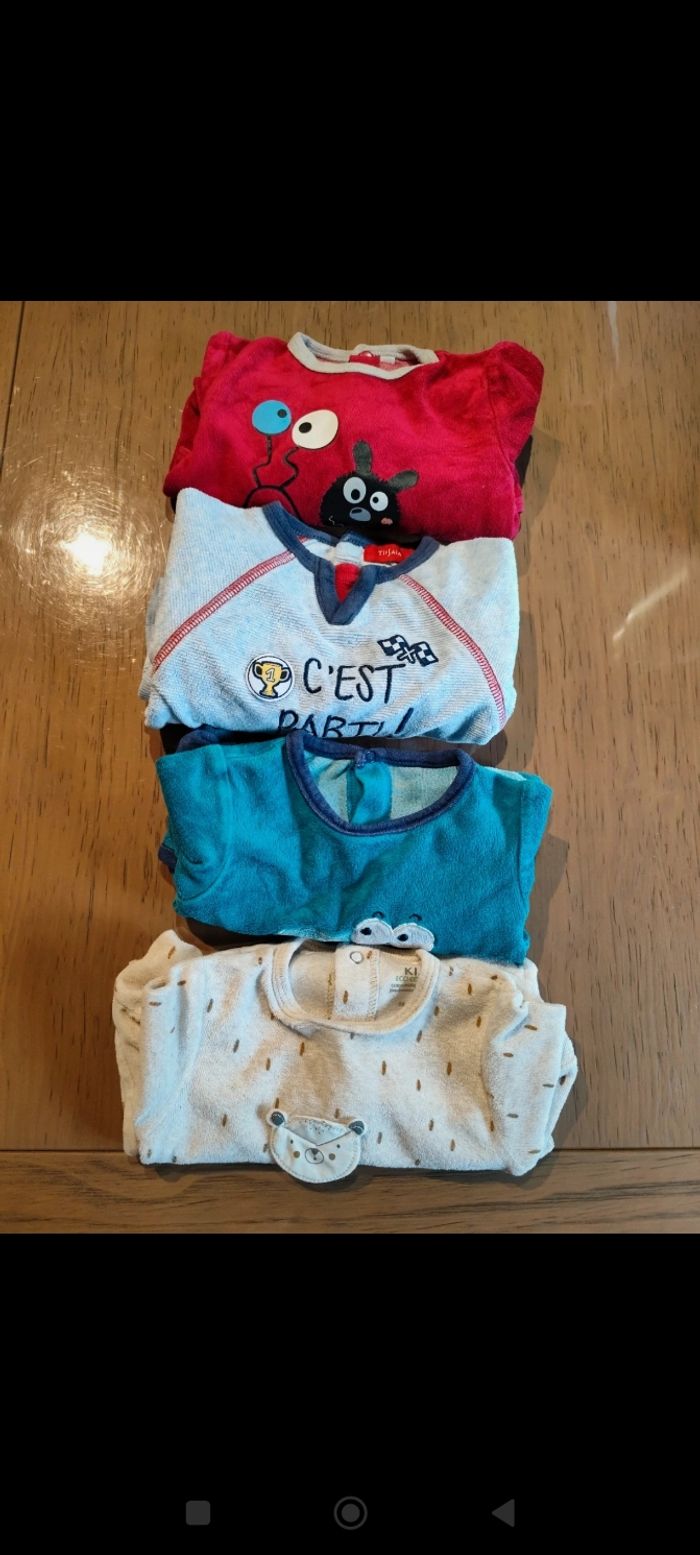 4 pyjamas garçon  en velours 3 mois